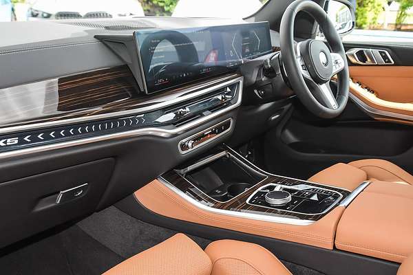 2025 BMW X5 xDrive30d M Sport G05 LCI