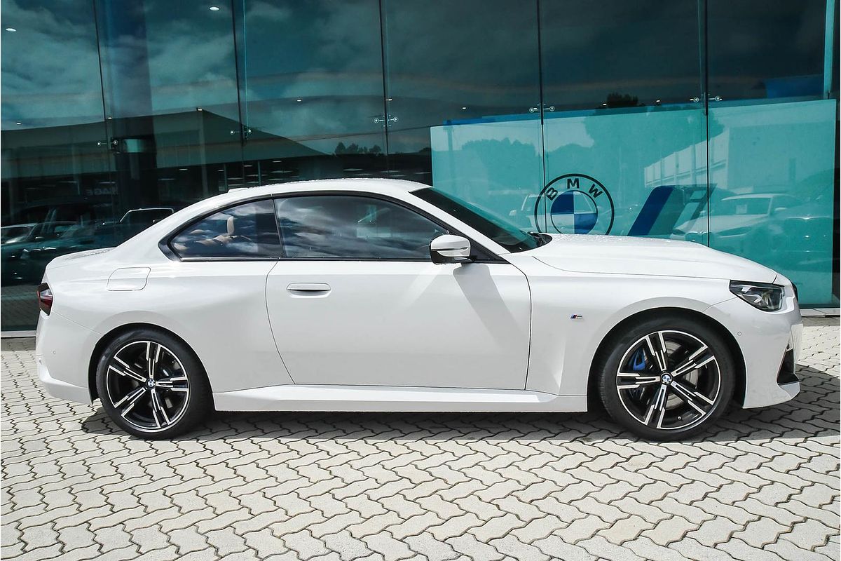 2025 BMW 2 Series 230i M Sport G42