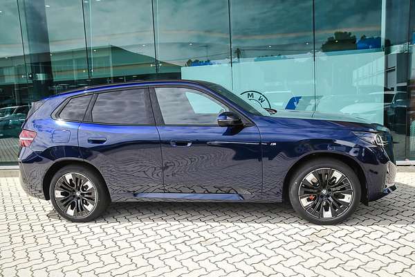 2025 BMW X3 30e xDrive G45