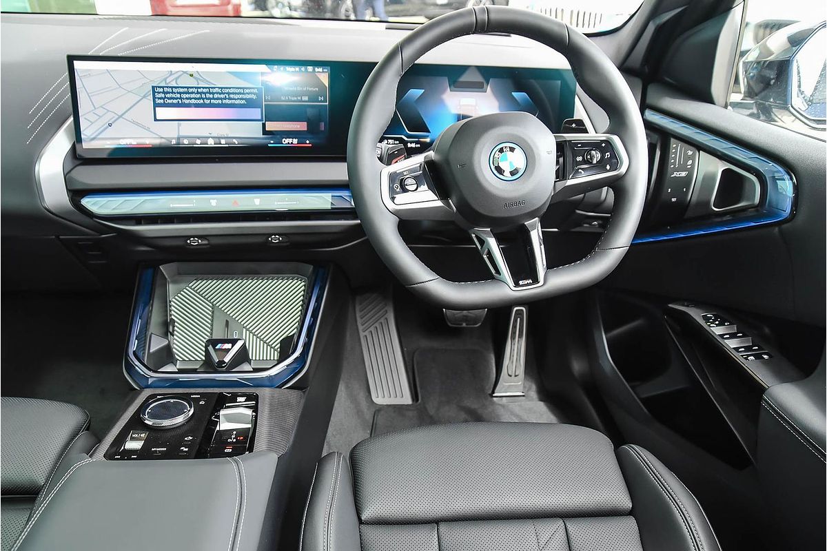 2025 BMW X3 30e xDrive G45