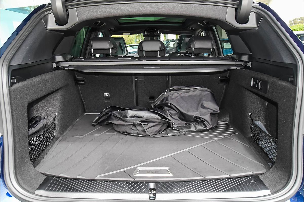 2025 BMW X3 30e xDrive G45