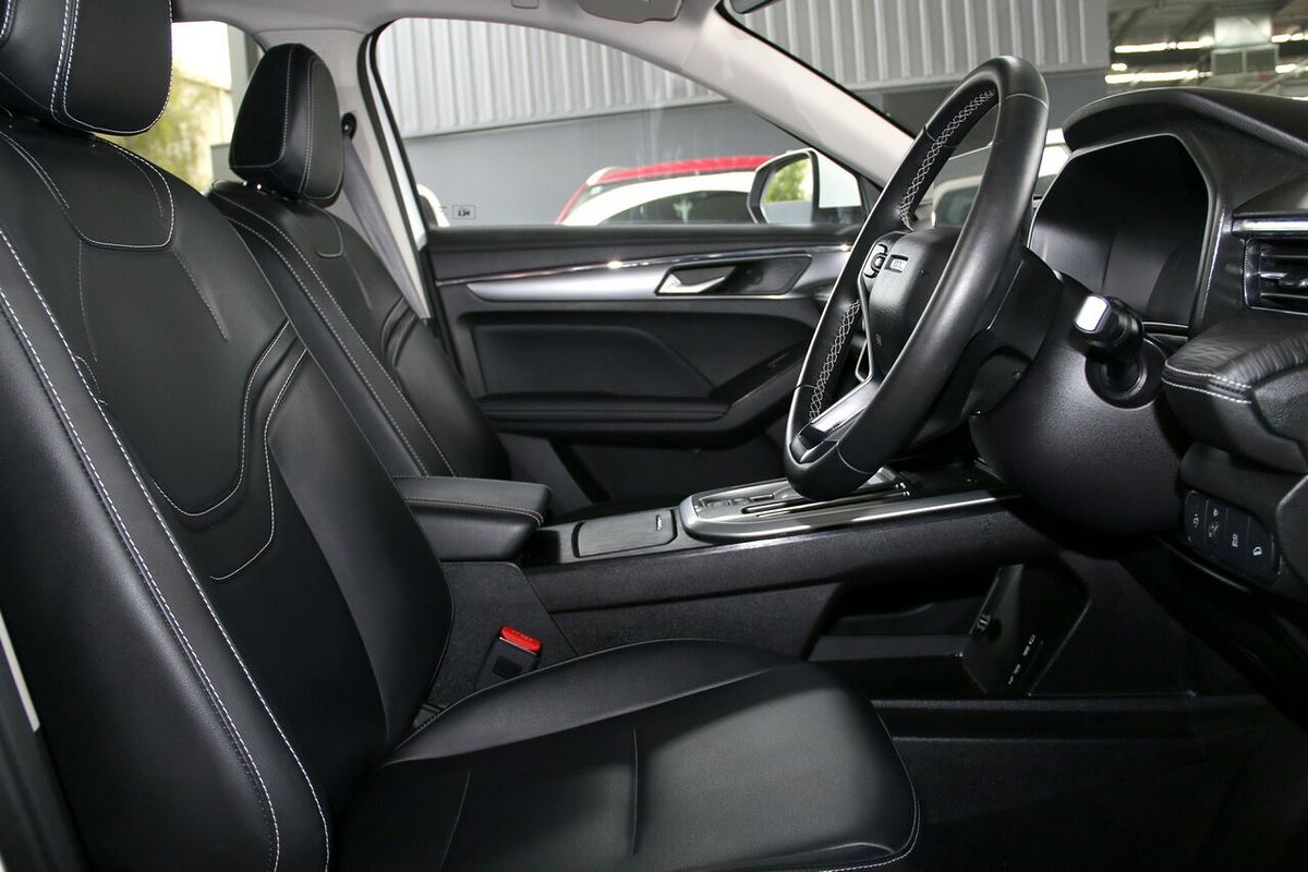 2023 GWM Haval Jolion Ultra Hybrid A01