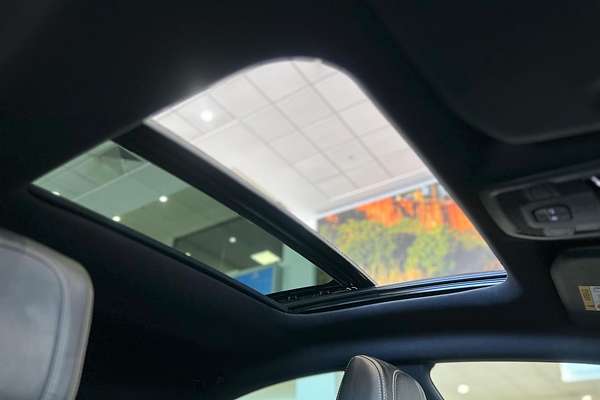 2022 Peugeot 508 GT R8