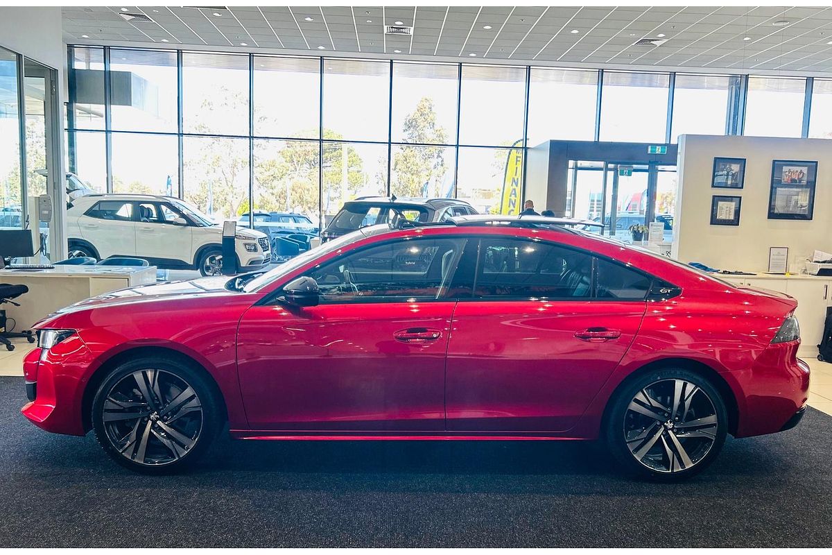 2022 Peugeot 508 GT R8