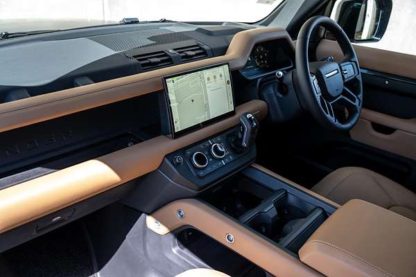 2025 Land Rover Defender 110 D350 X-Dynamic SE L663