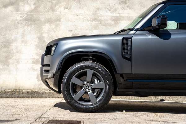 2025 Land Rover Defender 110 D350 X-Dynamic SE L663