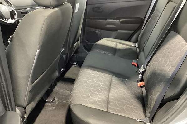 2022 Mitsubishi ASX ES XD