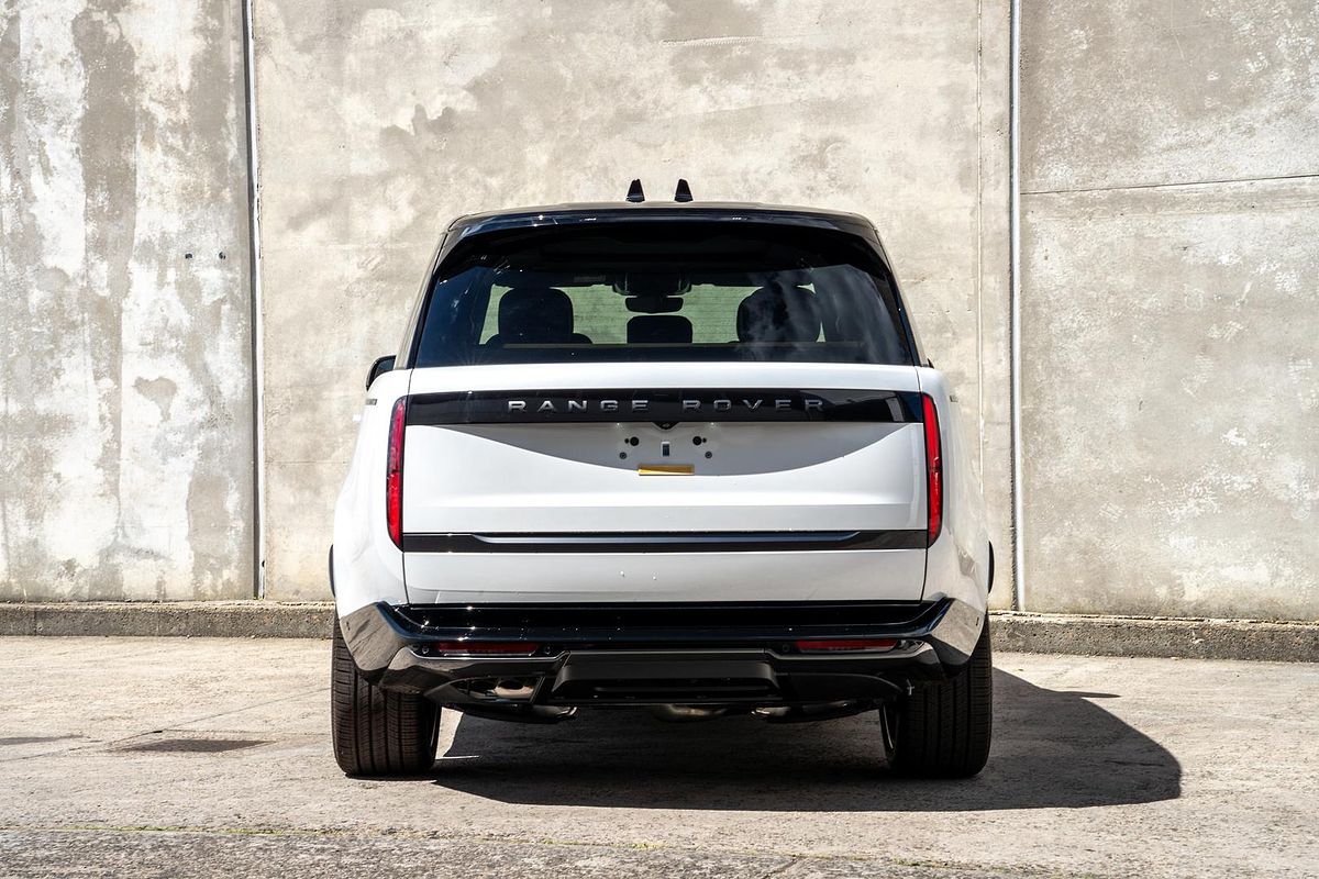 2025 Land Rover Range Rover D350 HSE L460