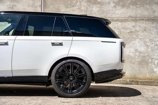 2025 Land Rover Range Rover D350 HSE L460