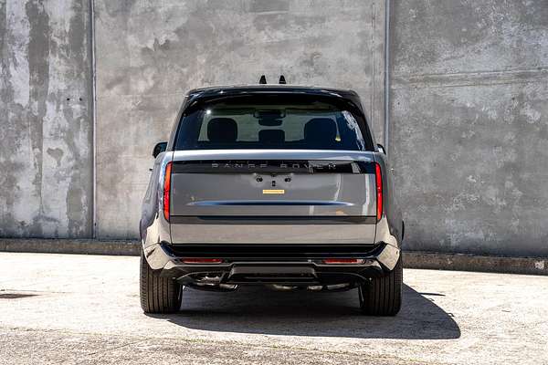 2025 Land Rover Range Rover D350 HSE L460