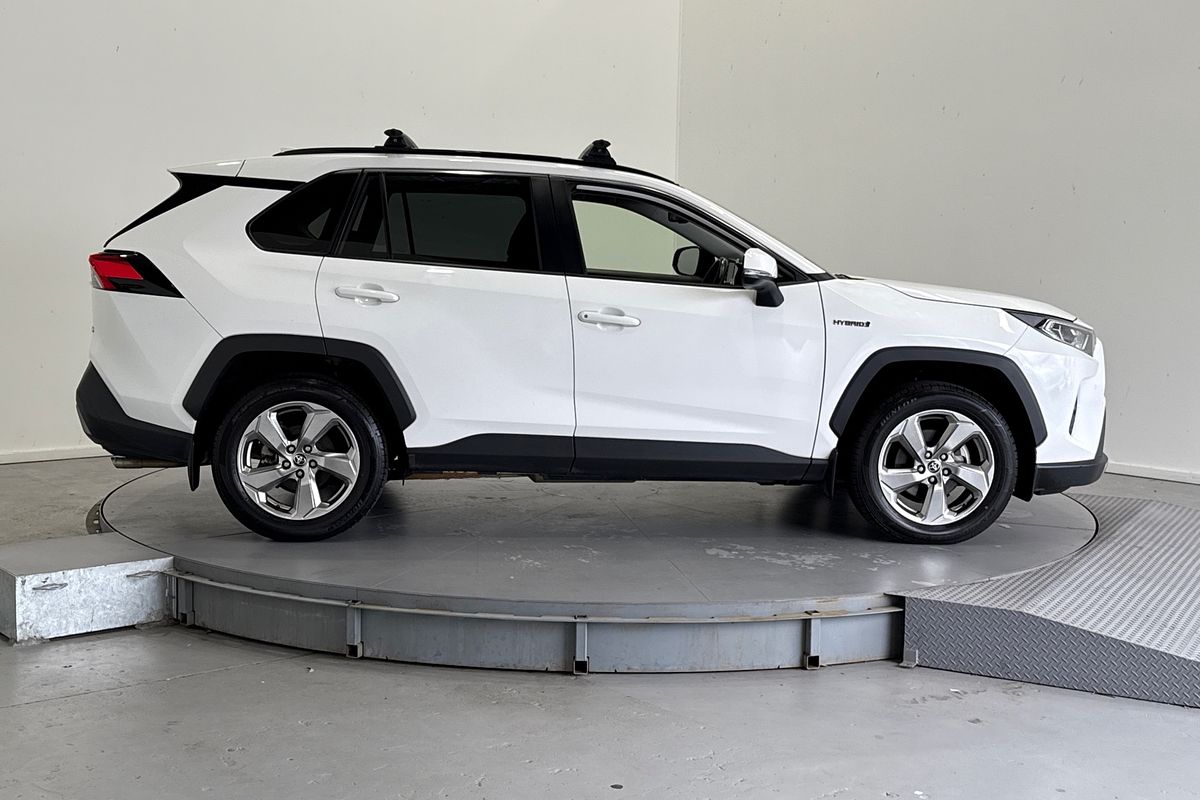 2021 Toyota RAV4 GXL AXAH52R