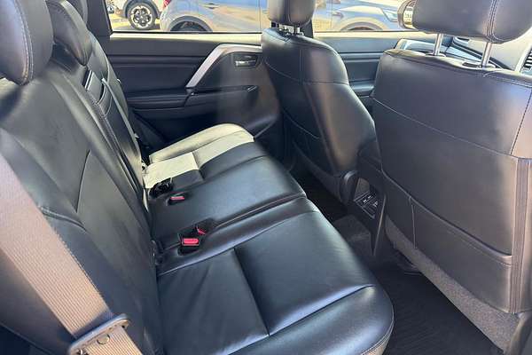 2022 Mitsubishi Pajero Sport GSR QF