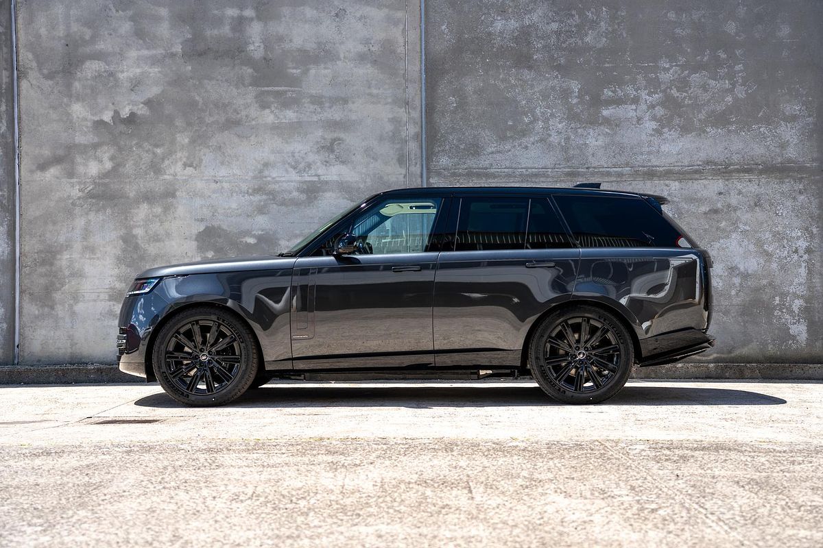 2025 Land Rover Range Rover P460e Autobiography PHEV L460