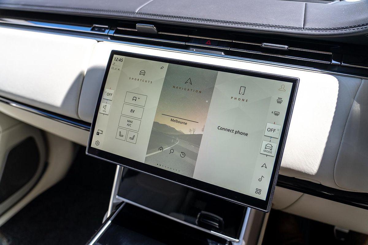 2025 Land Rover Range Rover P460e Autobiography PHEV L460