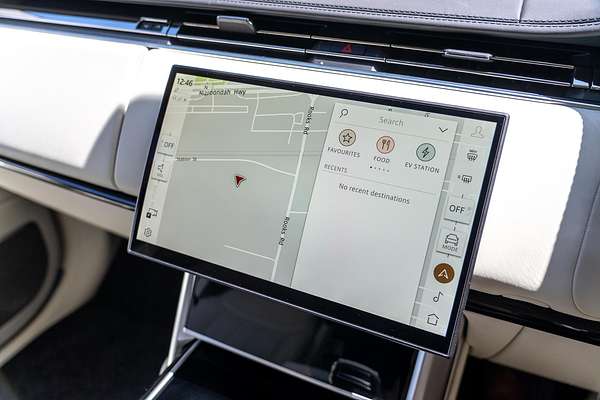 2025 Land Rover Range Rover P460e Autobiography PHEV L460