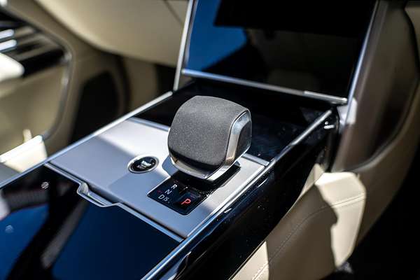 2025 Land Rover Range Rover P460e Autobiography PHEV L460