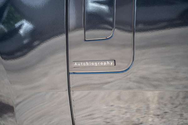 2025 Land Rover Range Rover P460e Autobiography PHEV L460