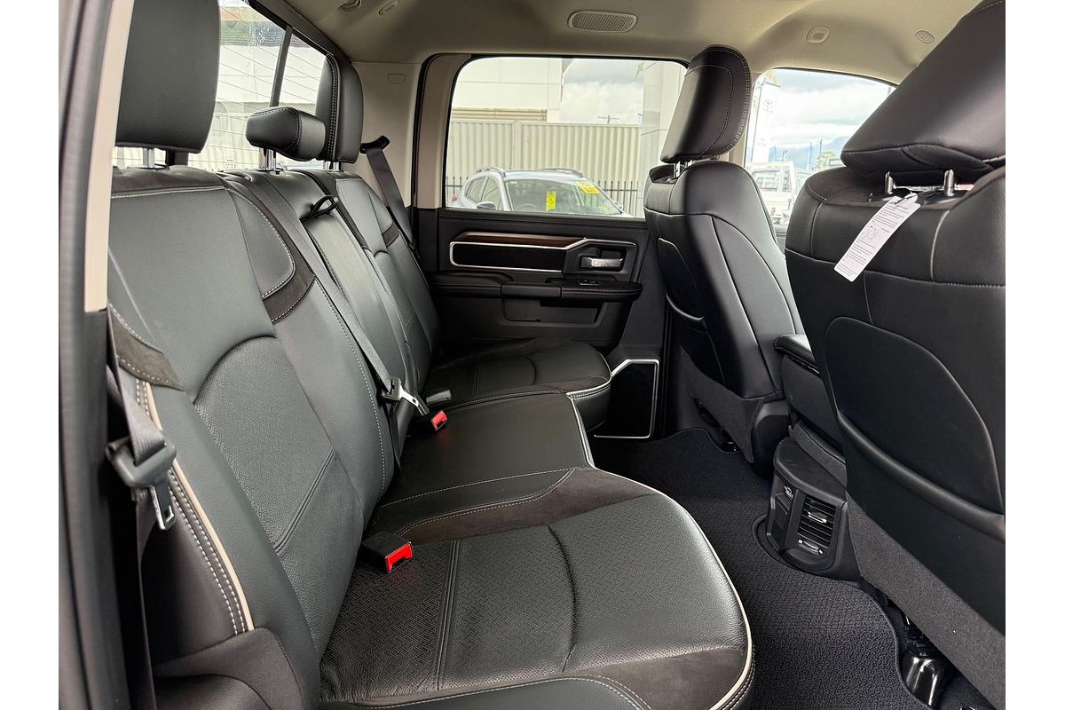 2024 RAM 2500 Laramie DJ 4X4