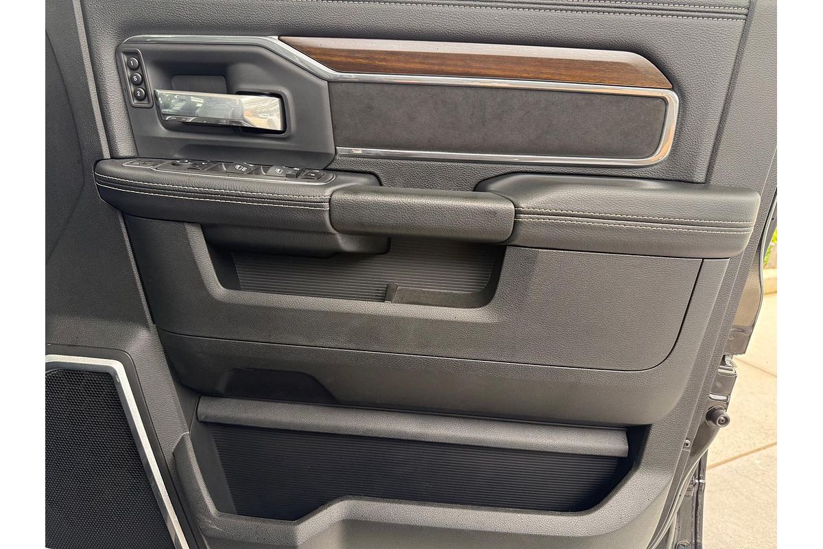 2024 RAM 2500 Laramie DJ 4X4