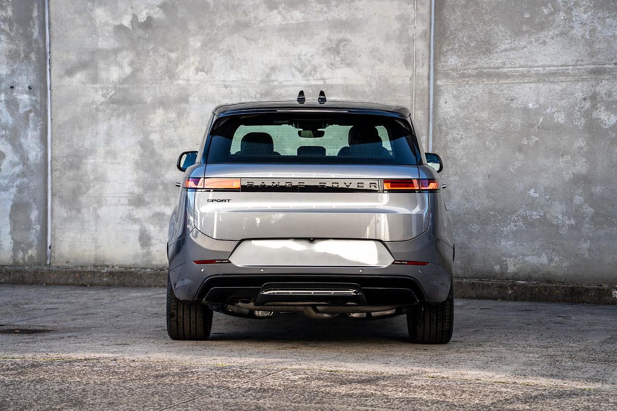 2025 Land Rover Range Rover Sport D250 Dynamic SE L461