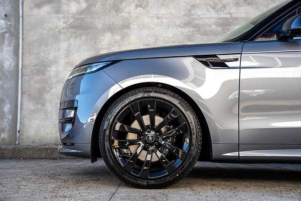 2025 Land Rover Range Rover Sport D250 Dynamic SE L461