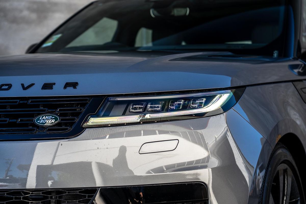 2025 Land Rover Range Rover Sport D250 Dynamic SE L461