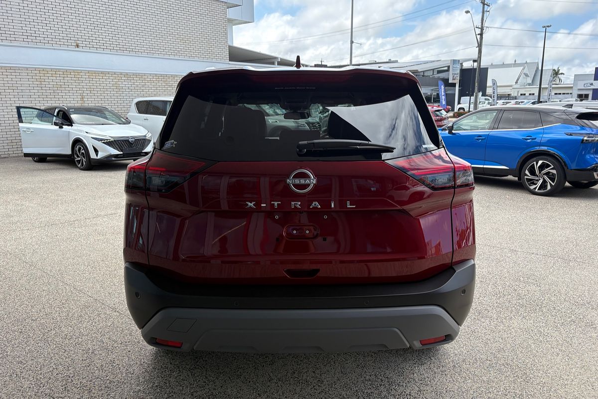 2025 Nissan X-TRAIL ST-L T33