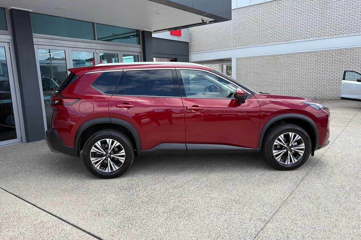 2025 Nissan X-TRAIL ST-L T33