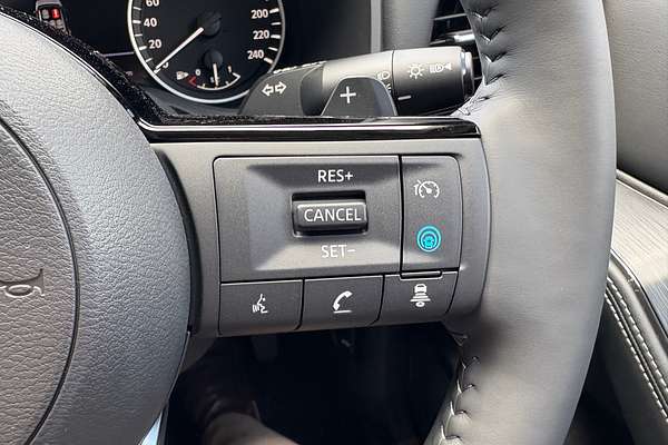 2025 Nissan X-TRAIL ST-L T33