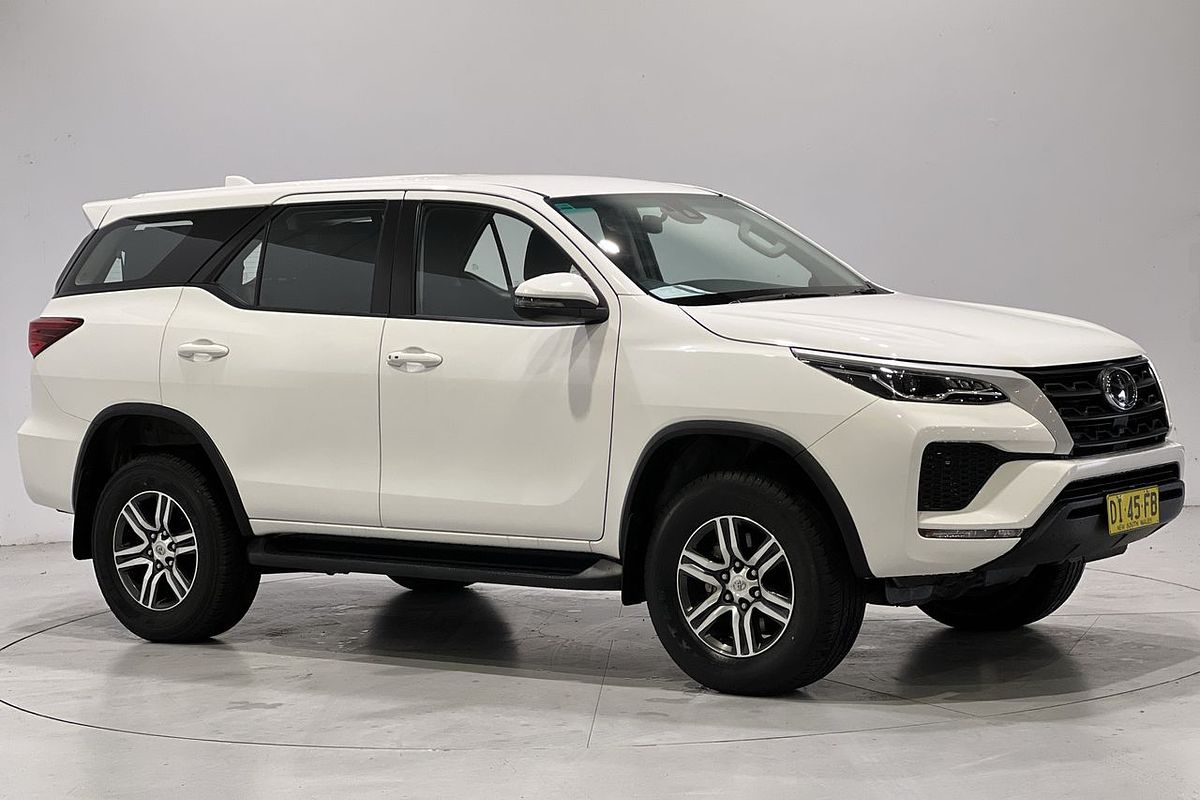 2023 Toyota Fortuner GX GUN156R