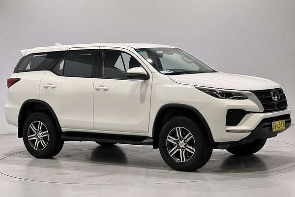 2023 Toyota Fortuner GX GUN156R