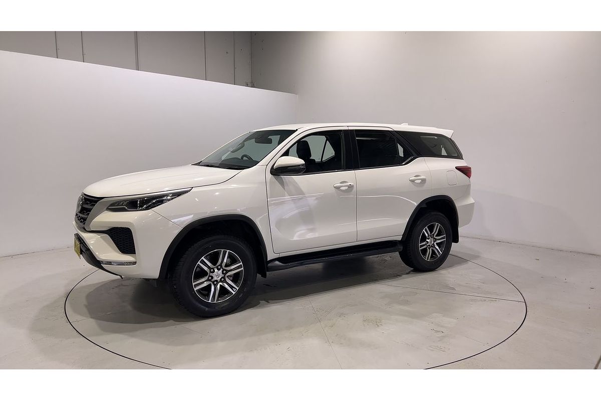 2023 Toyota Fortuner GX GUN156R