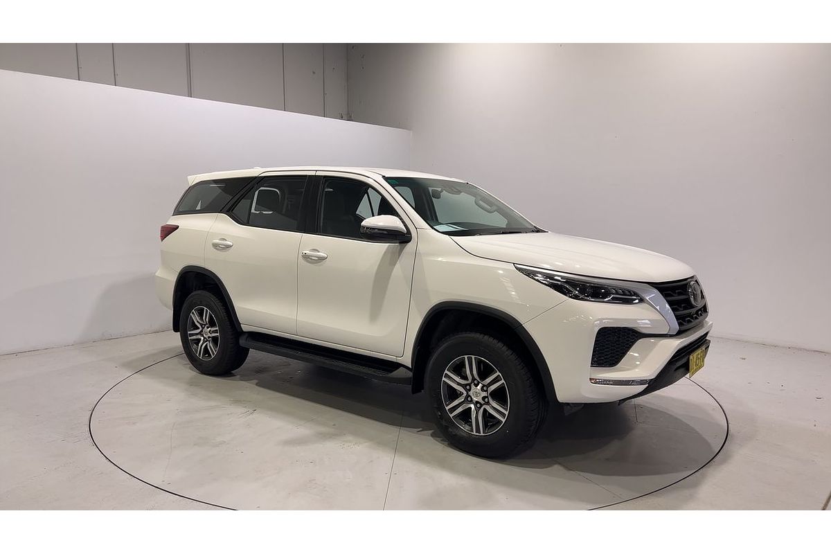 2023 Toyota Fortuner GX GUN156R