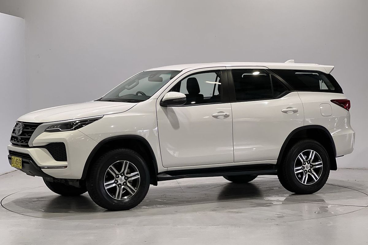 2023 Toyota Fortuner GX GUN156R
