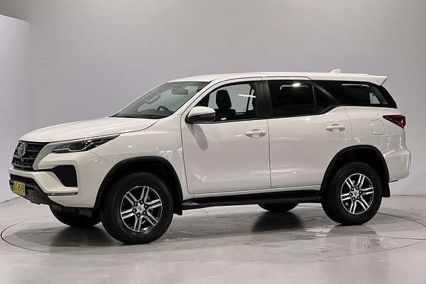 2023 Toyota Fortuner GX GUN156R