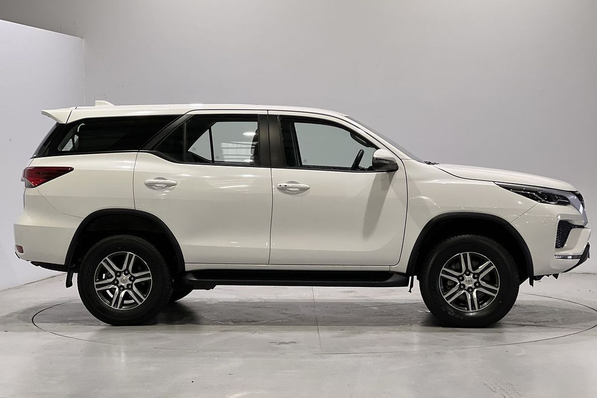 2023 Toyota Fortuner GX GUN156R