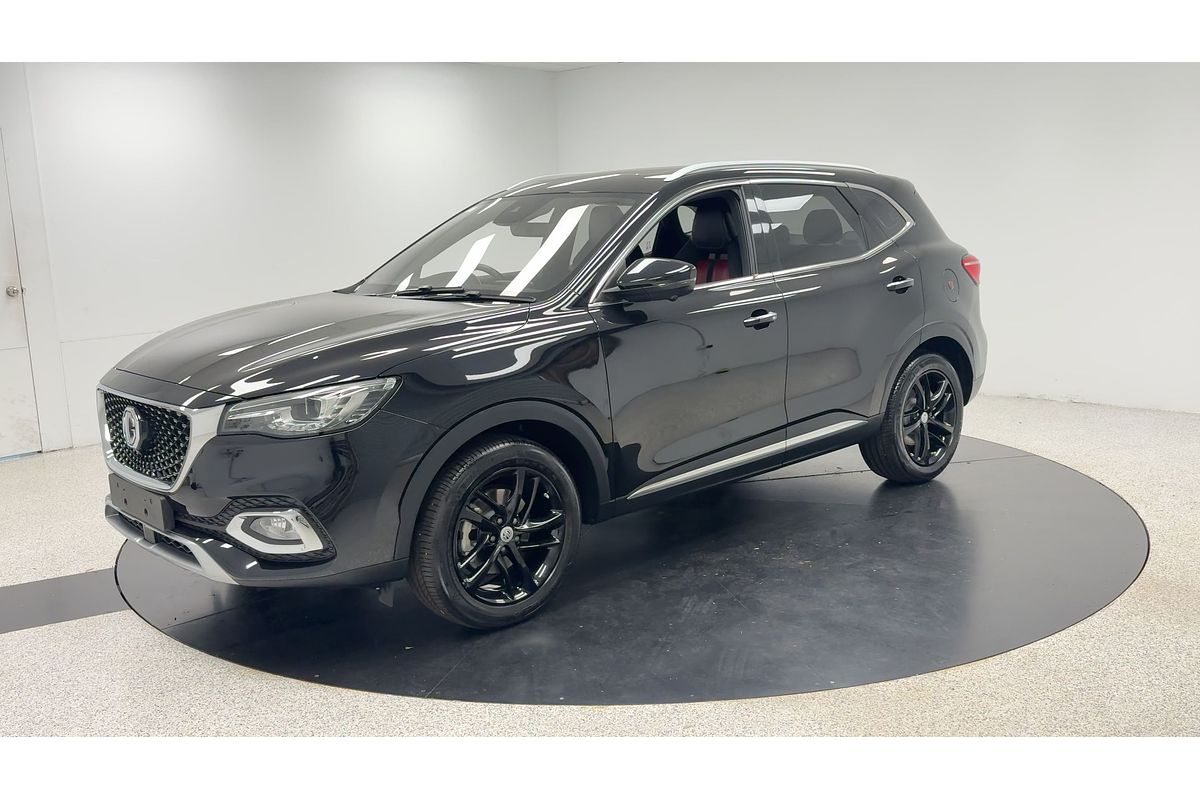 2021 MG HS Essence SAS23