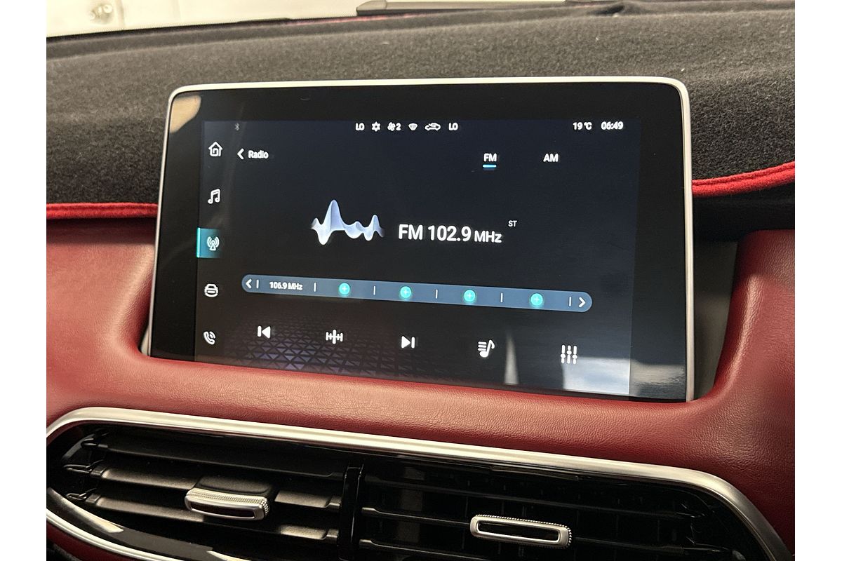 2021 MG HS Essence SAS23