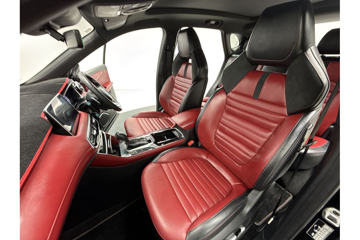 2021 MG HS Essence SAS23