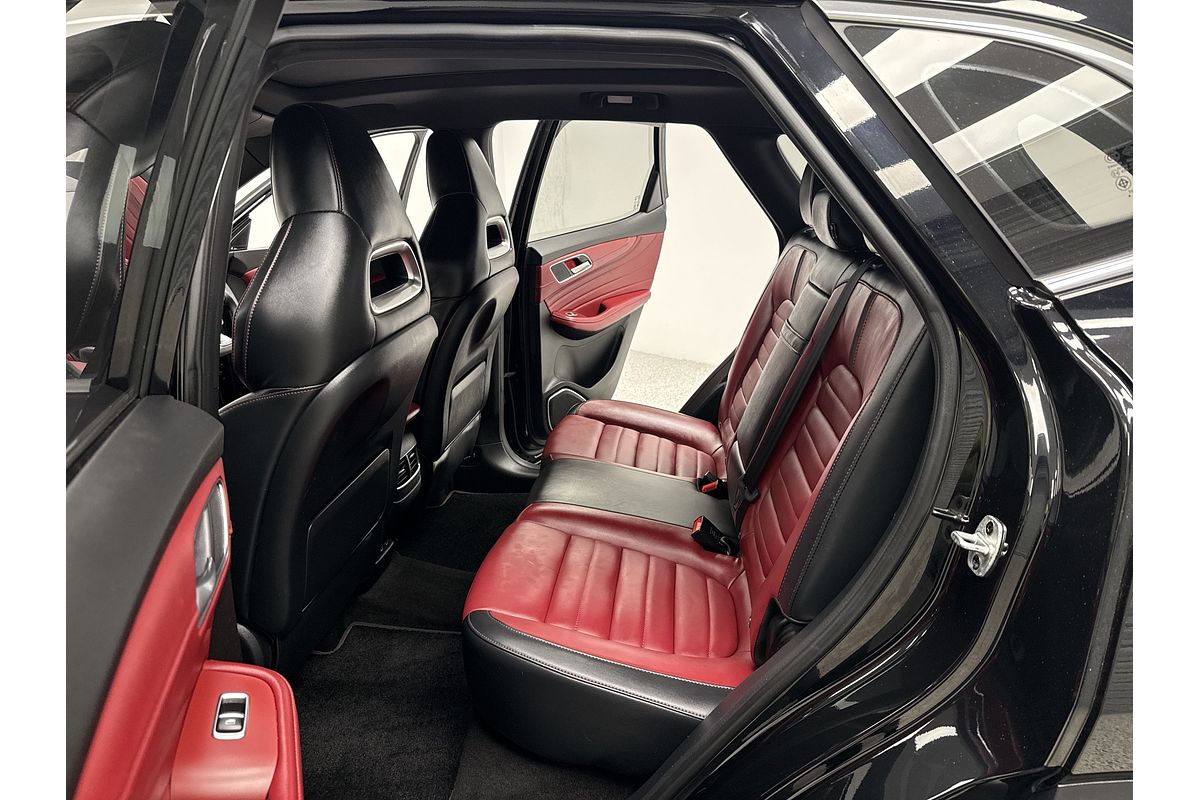 2021 MG HS Essence SAS23