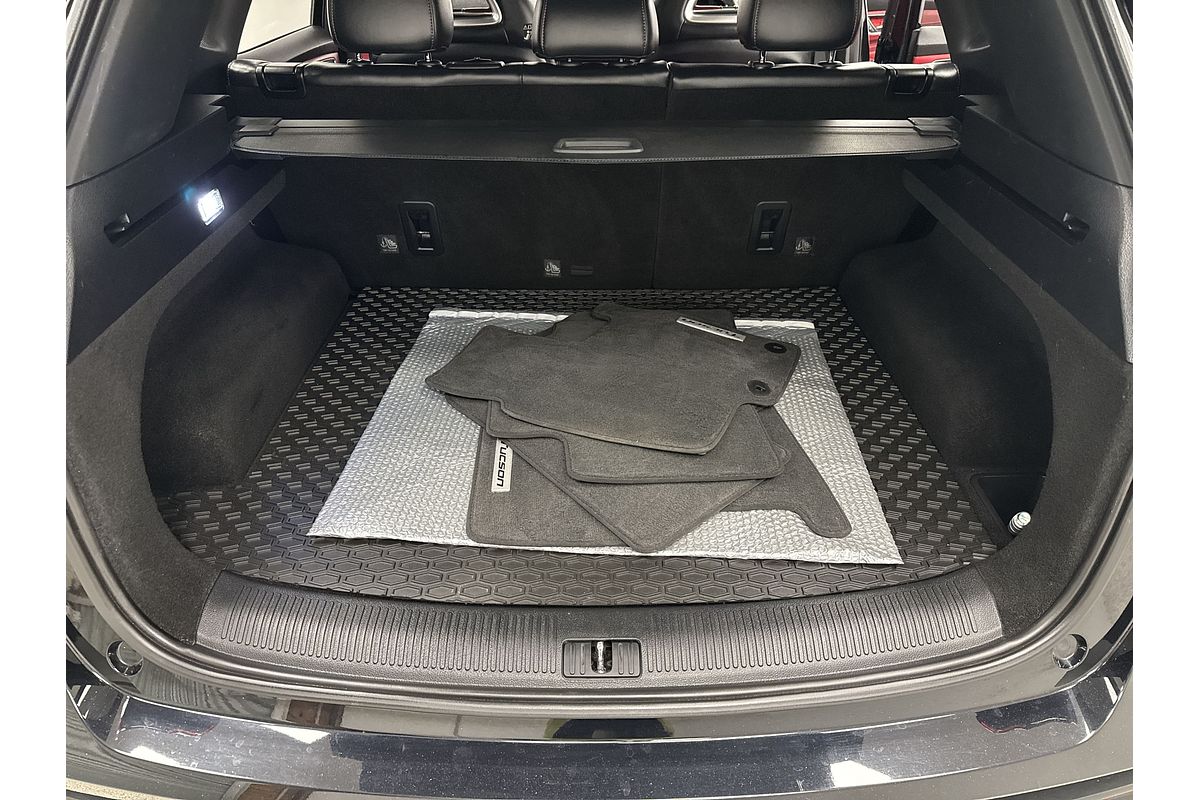 2021 MG HS Essence SAS23