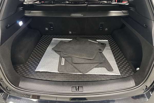 2021 MG HS Essence SAS23