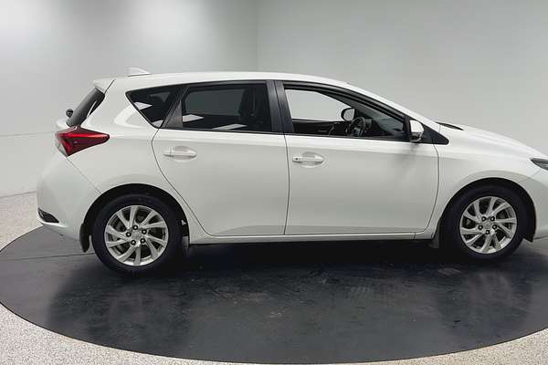 2016 Toyota Corolla Ascent Sport ZRE182R