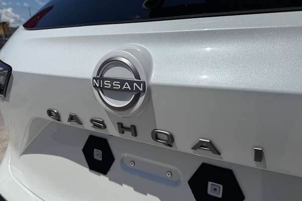 2024 Nissan QASHQAI Ti-L J12