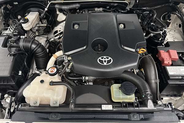 2019 Toyota Hilux SR5 GUN126R 4X4