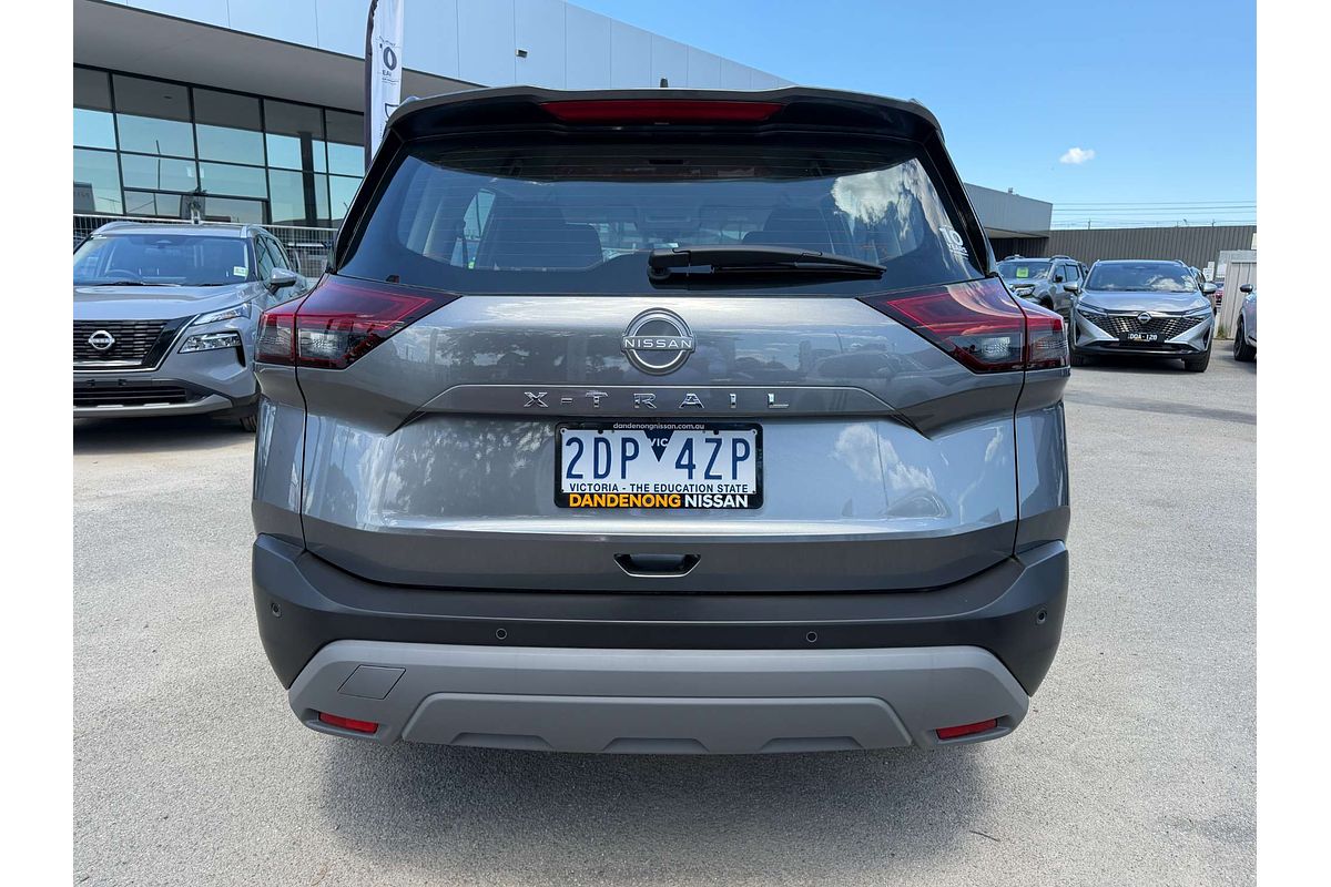 2025 Nissan X-TRAIL ST T33