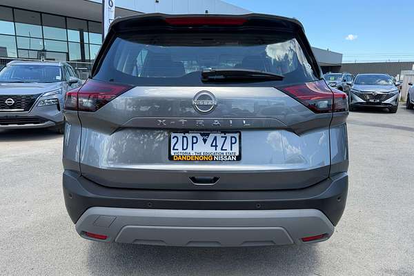 2025 Nissan X-TRAIL ST T33