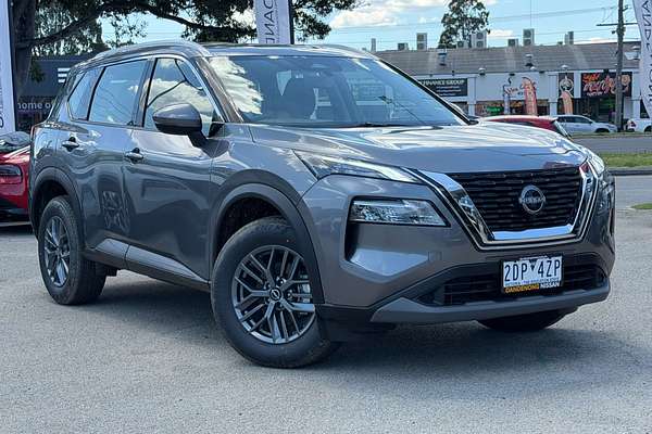 2025 Nissan X-TRAIL ST T33