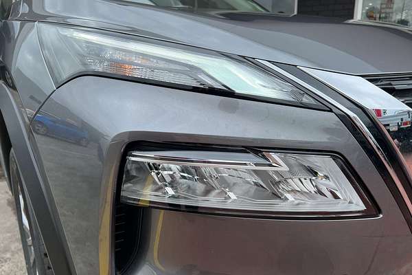 2025 Nissan X-TRAIL ST T33