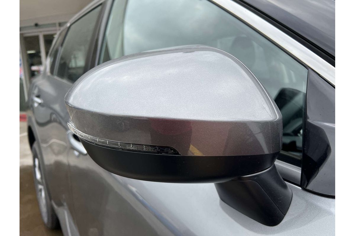 2025 Nissan X-TRAIL ST T33